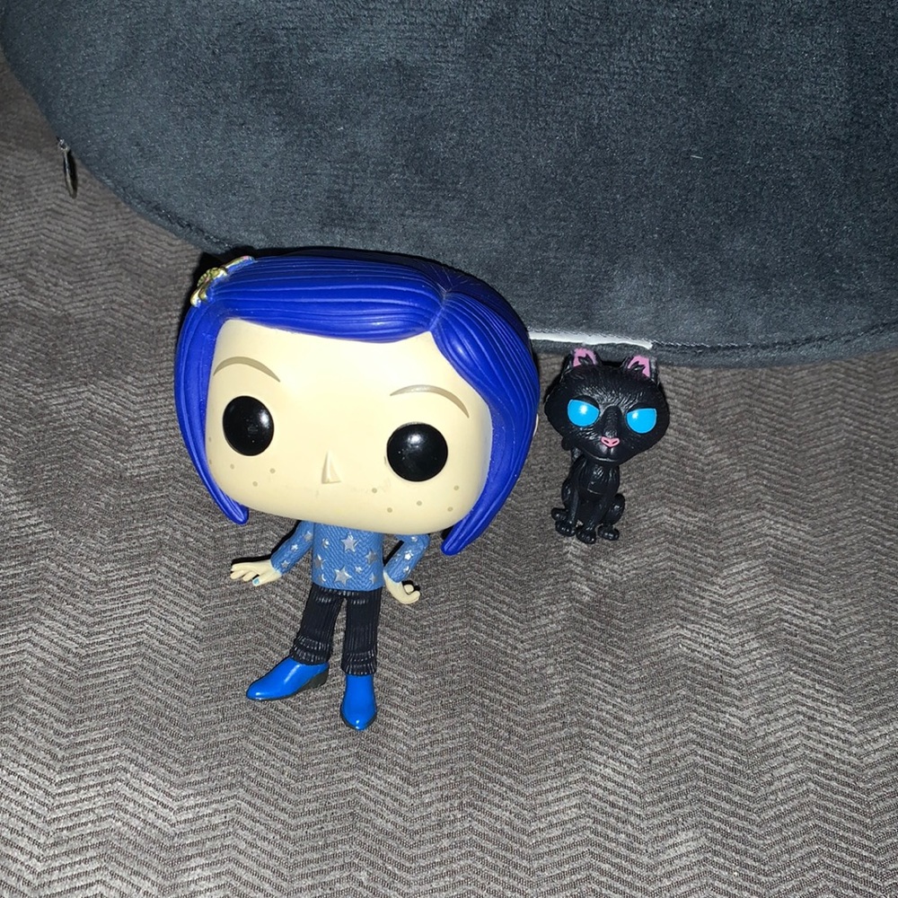 Coraline and cat funko